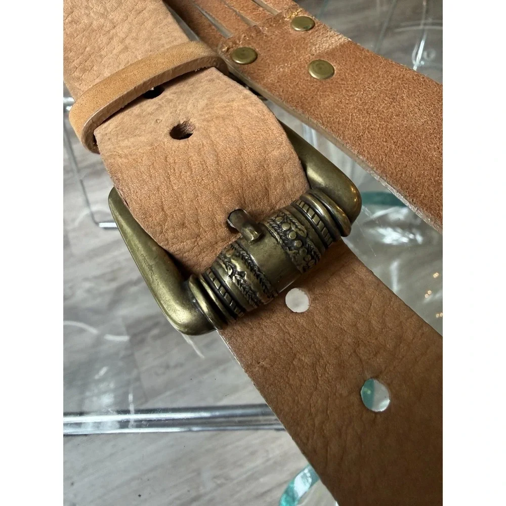 Vintage Streets Ahead Belt Women's Size S Brown Leather Gold Stud Detail 17840